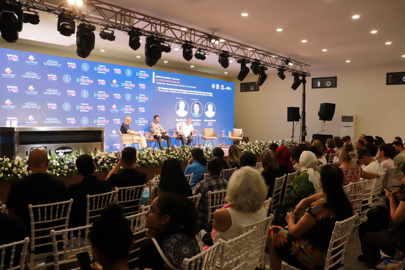 Program Resmi