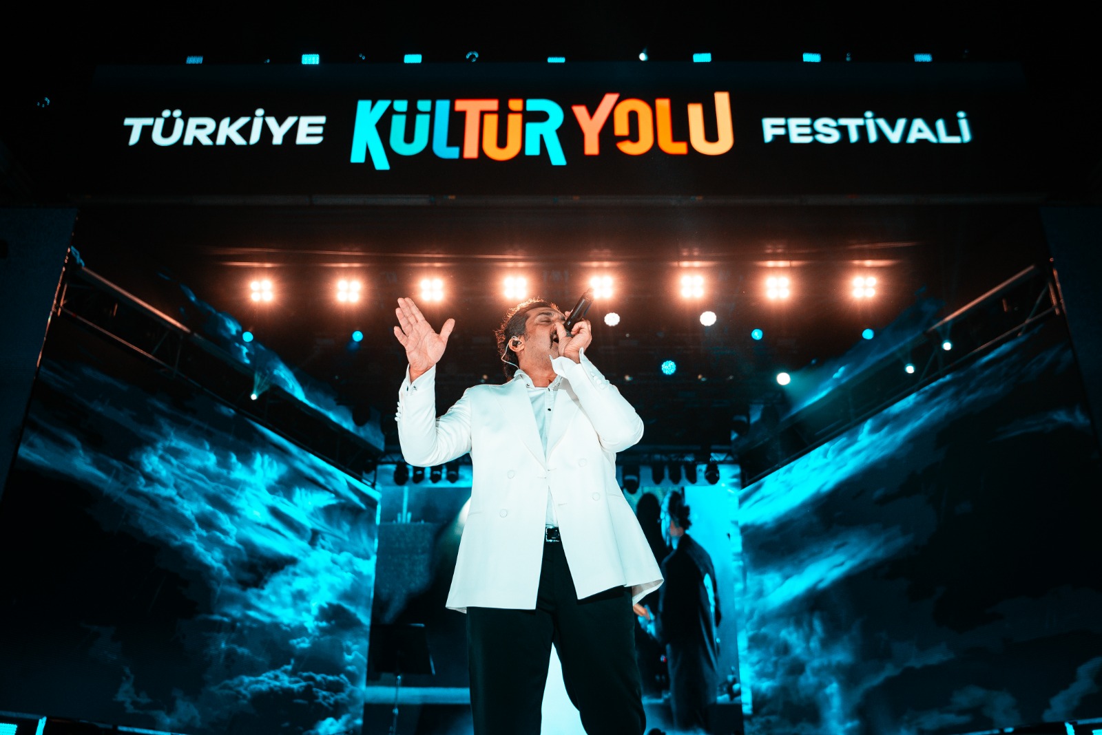 Bayhan Gaziantep’te Festival Coşkusunu Zirveye Taşidi
