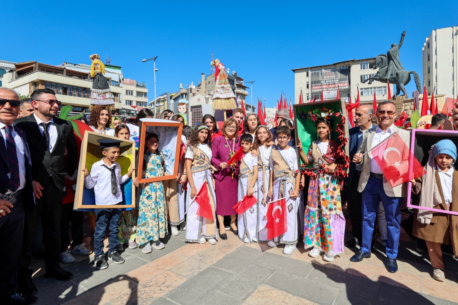 Gaziantep Sokakları GastroAntep Kültür Yolu Festivalinin Coşkusuyla Renklendi