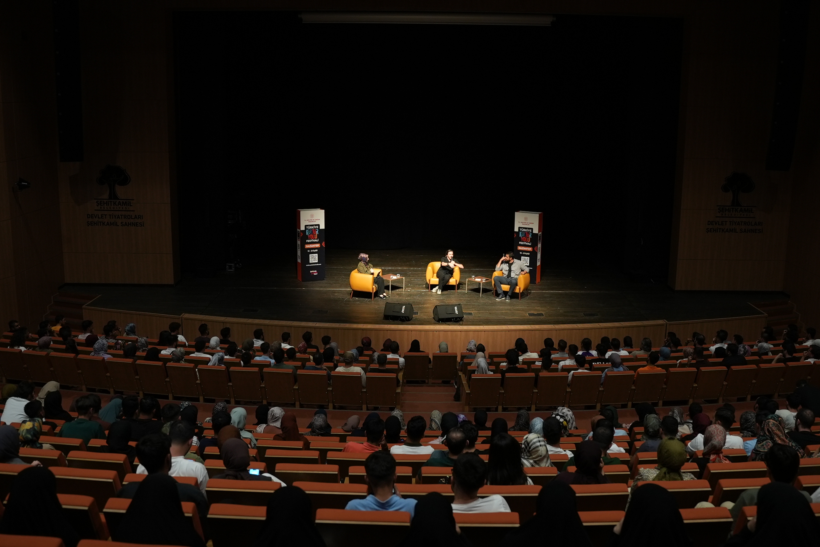 GastroAntep Kültür Yolu Festivali’nde Zihinleri Besleyen Söyleşiler